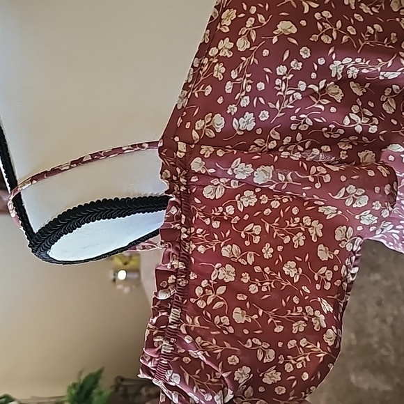 Dress - Picture 2 of 8